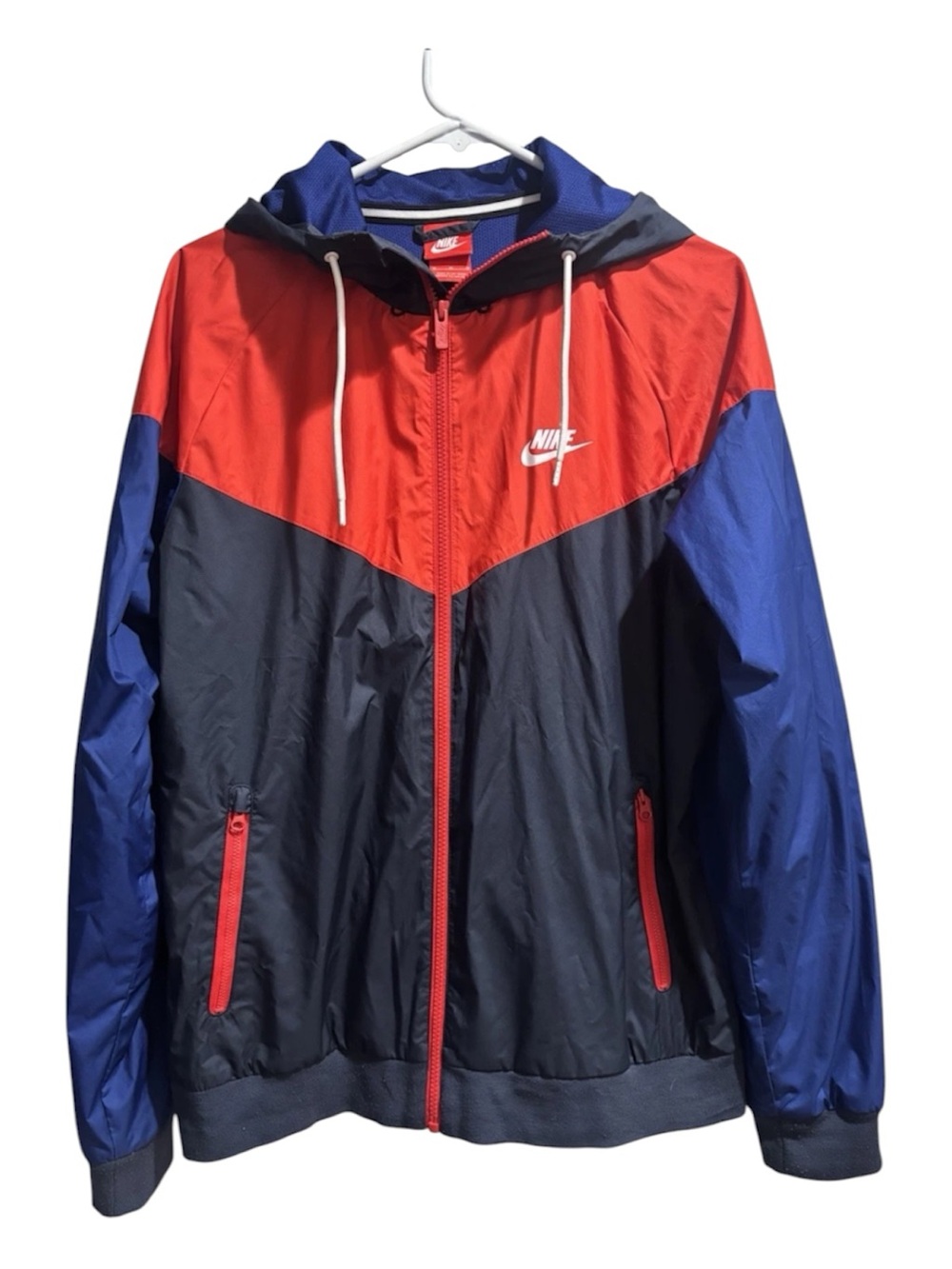 Nike Men’s Red/Blue/Black Colorblock Windbreaker Jacket